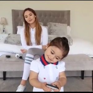 Meet your Posher, Columbia